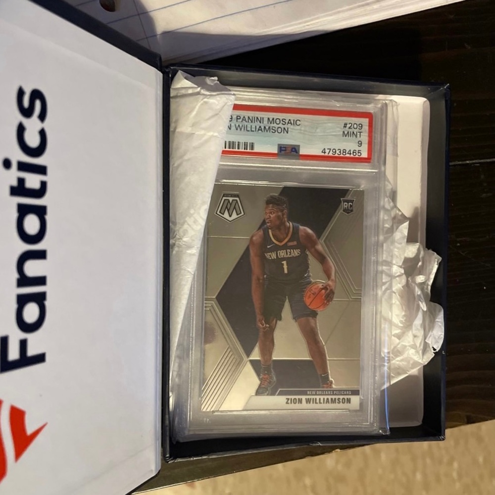 2019 Zion Williamson Panini Mosaic #209 PSA 9 RC Rookie New Orleans Pelicans